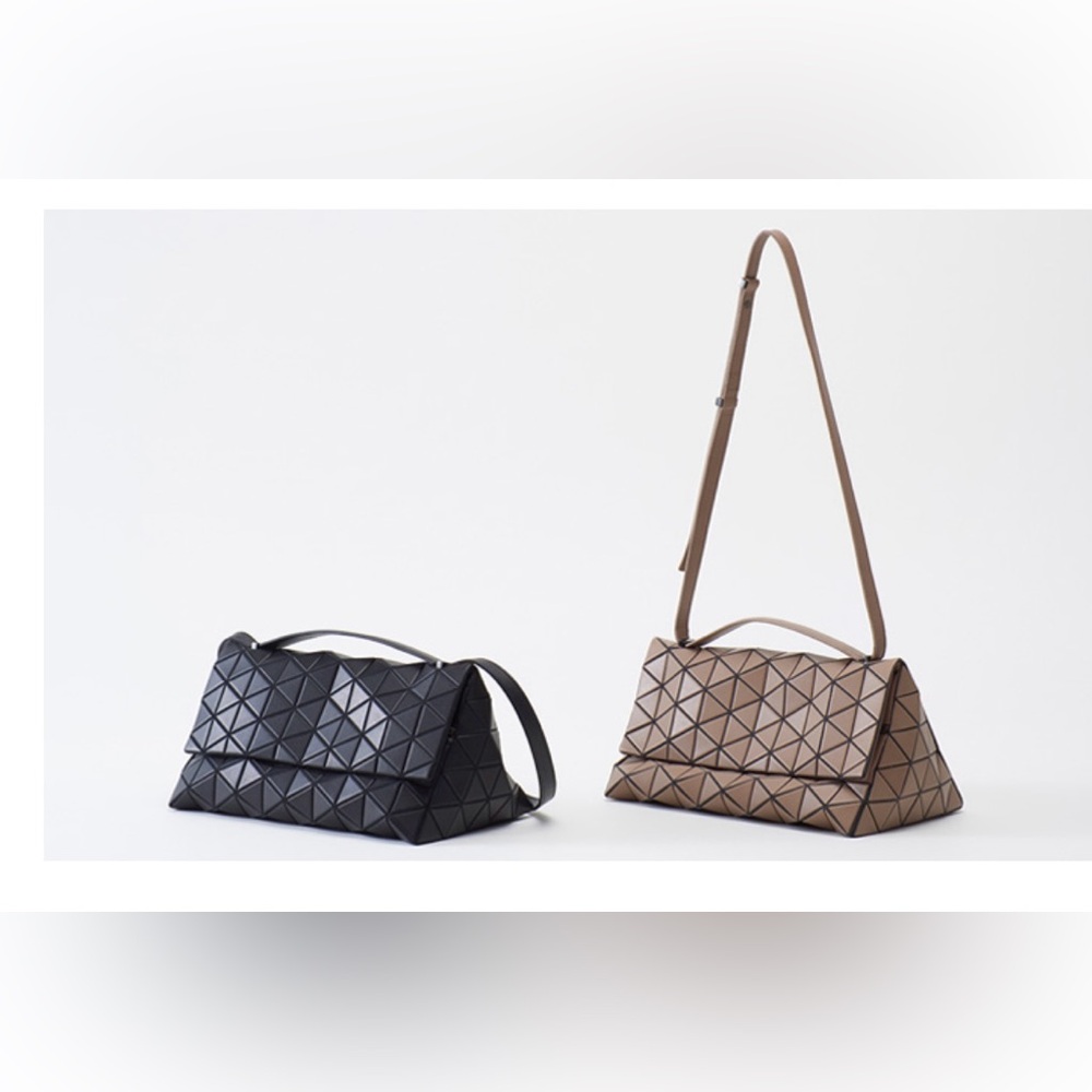 ISSEY MIYAKE Bao Bao✨Pyramid Crossbody Shoulder Bag ✨Matte Finish ✨Blue | Green - Picture 16 of 17